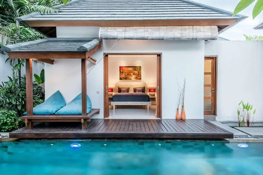 Villa Manis, Luxury 3 Bedroom Heart Of Seminyak