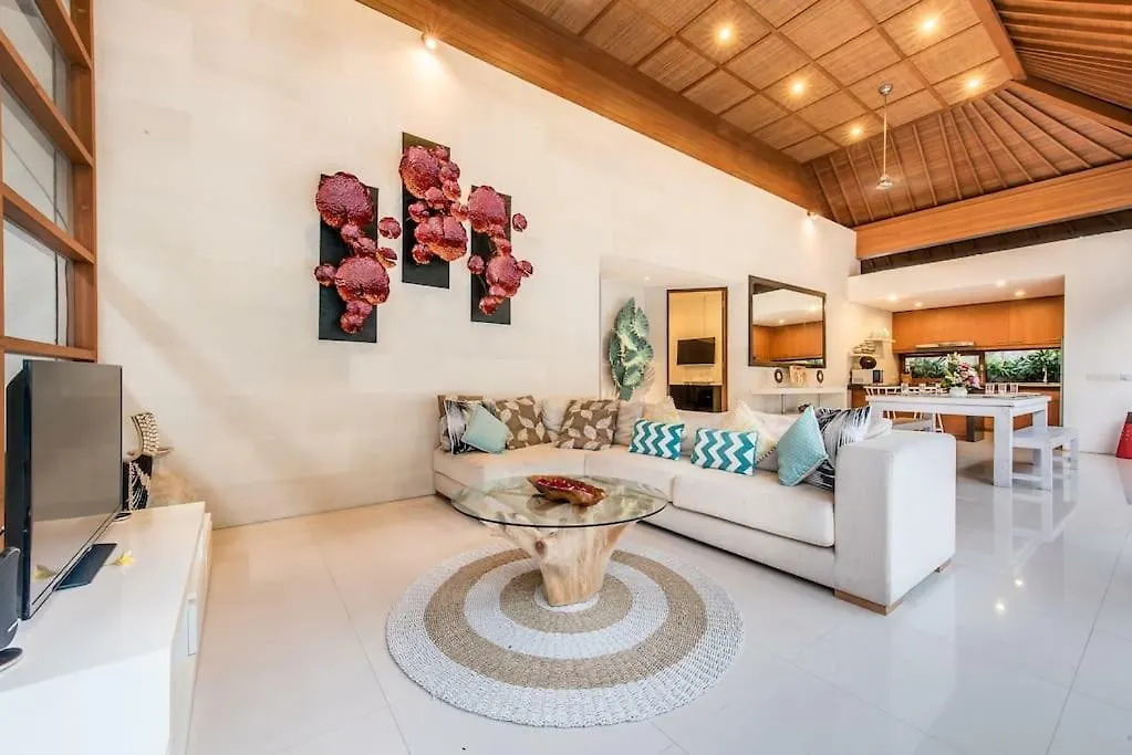 Manis, Luxury 3 Bedroom Heart Of Seminyak Seminyak (Bali)