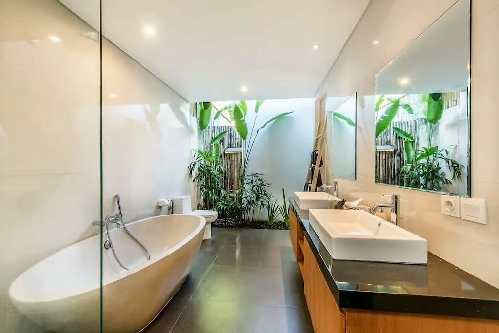 Manis, Luxury 3 Bedroom Heart Of Seminyak Villa Seminyak (Bali)