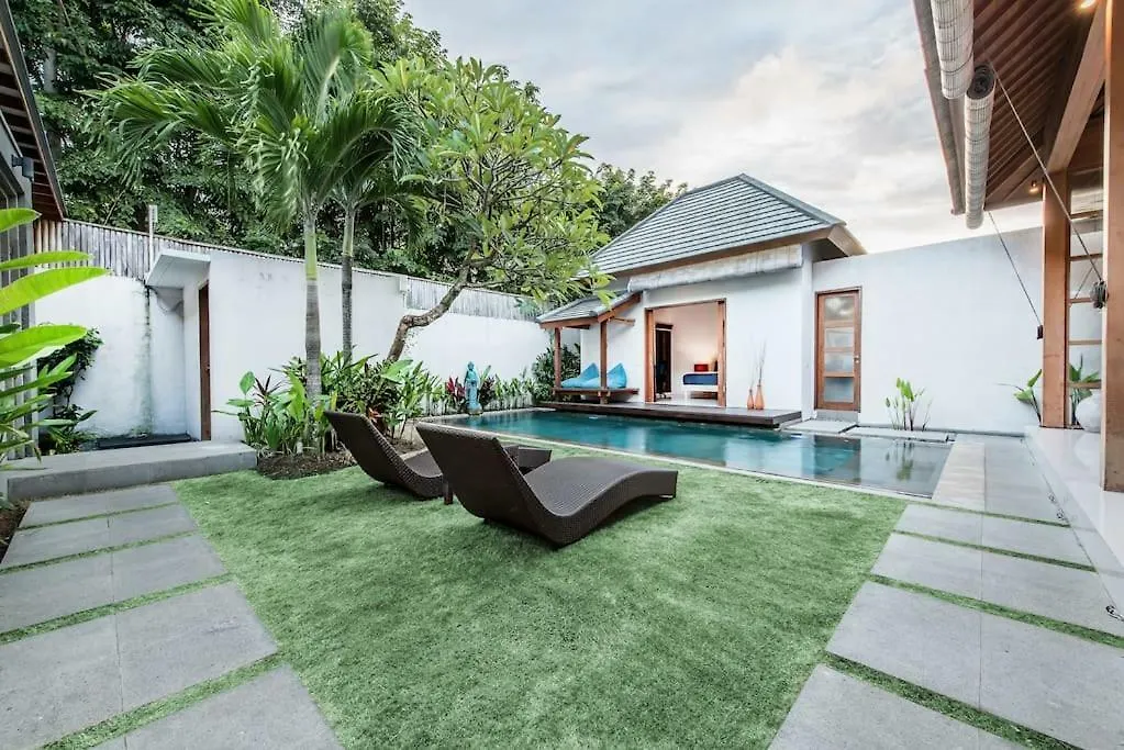 Villa Manis, Luxury 3 Bedroom Heart Of Seminyak